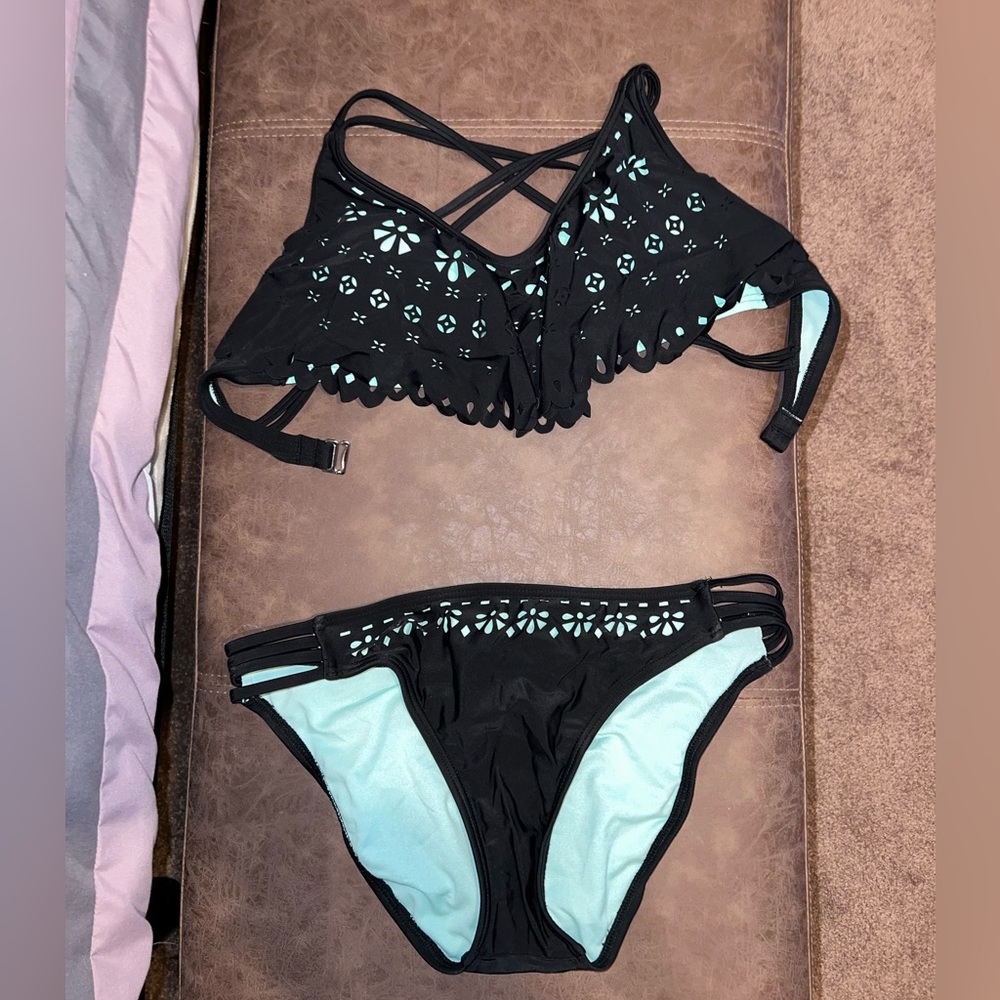 Bathing suit
